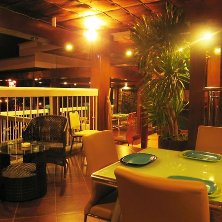 The Bellavista Hotel Lapu-Lapu City Eksteriør bilde