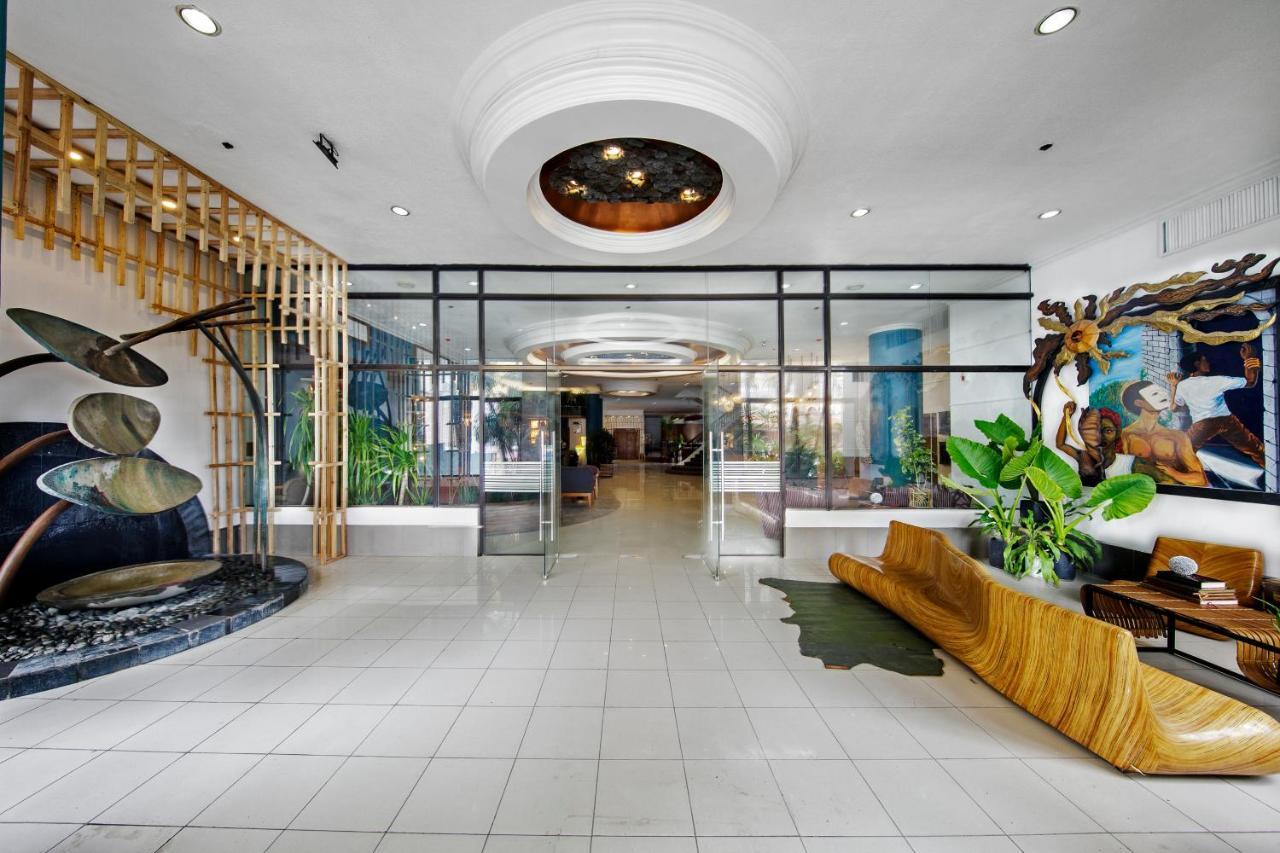 The Bellavista Hotel Lapu-Lapu City Eksteriør bilde