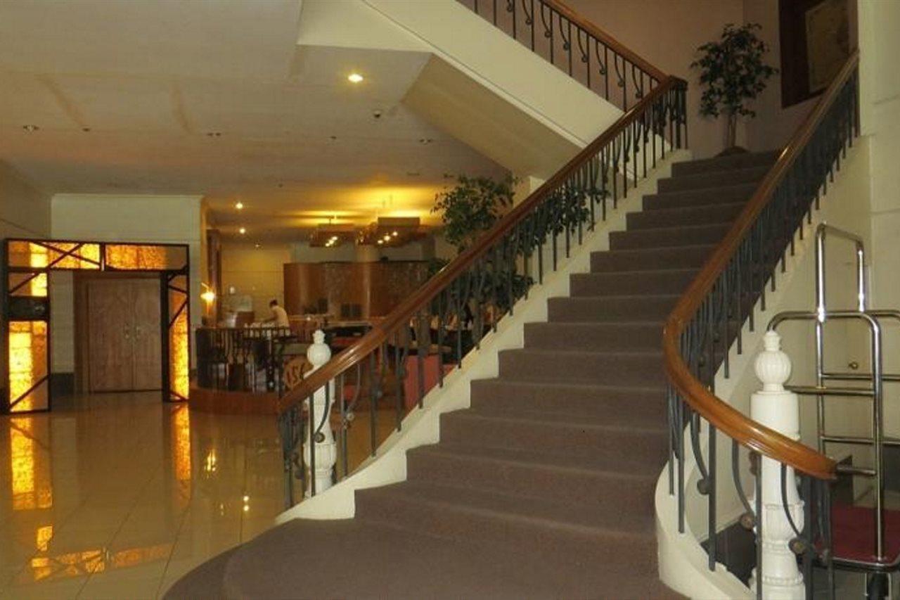 The Bellavista Hotel Lapu-Lapu City Eksteriør bilde