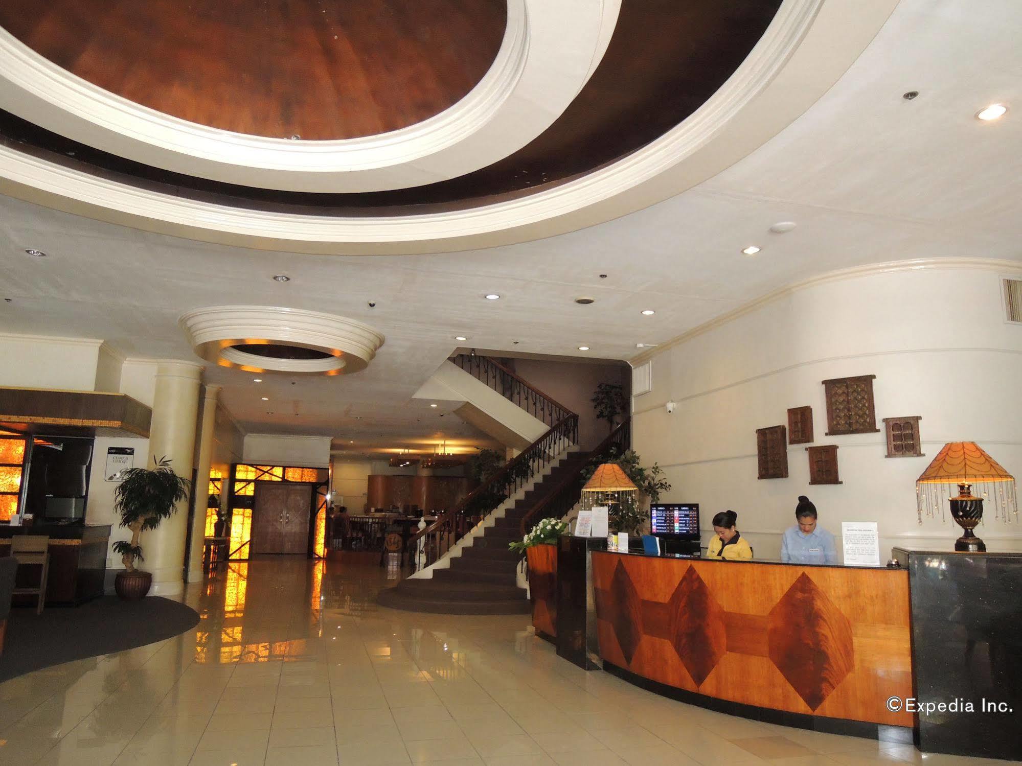 The Bellavista Hotel Lapu-Lapu City Eksteriør bilde