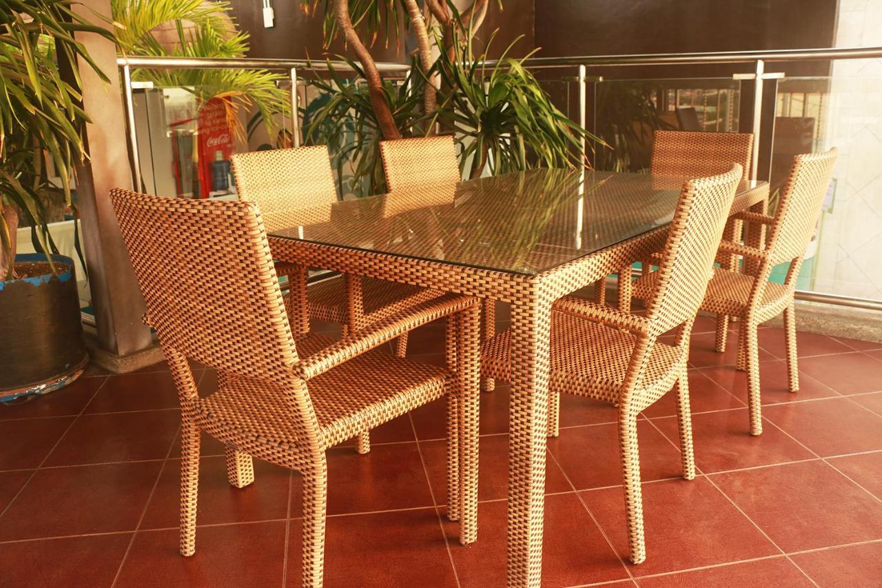The Bellavista Hotel Lapu-Lapu City Eksteriør bilde