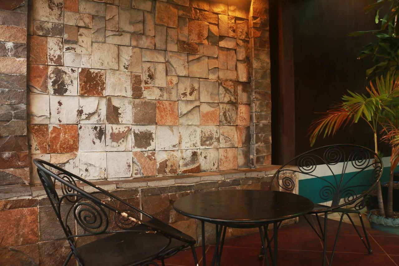 The Bellavista Hotel Lapu-Lapu City Eksteriør bilde